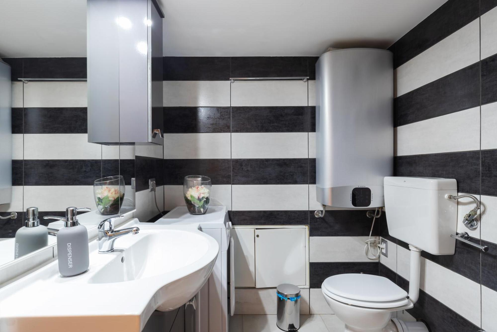 2 Suite Con 2 Bagni Privati - De Angeli Suites Milán Exterior foto